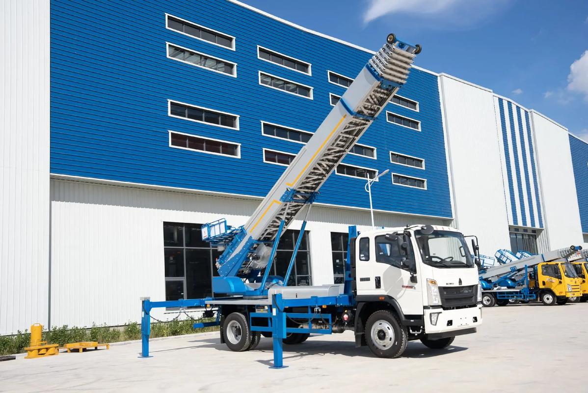 阜南县小型云梯车上料车租赁多少钱